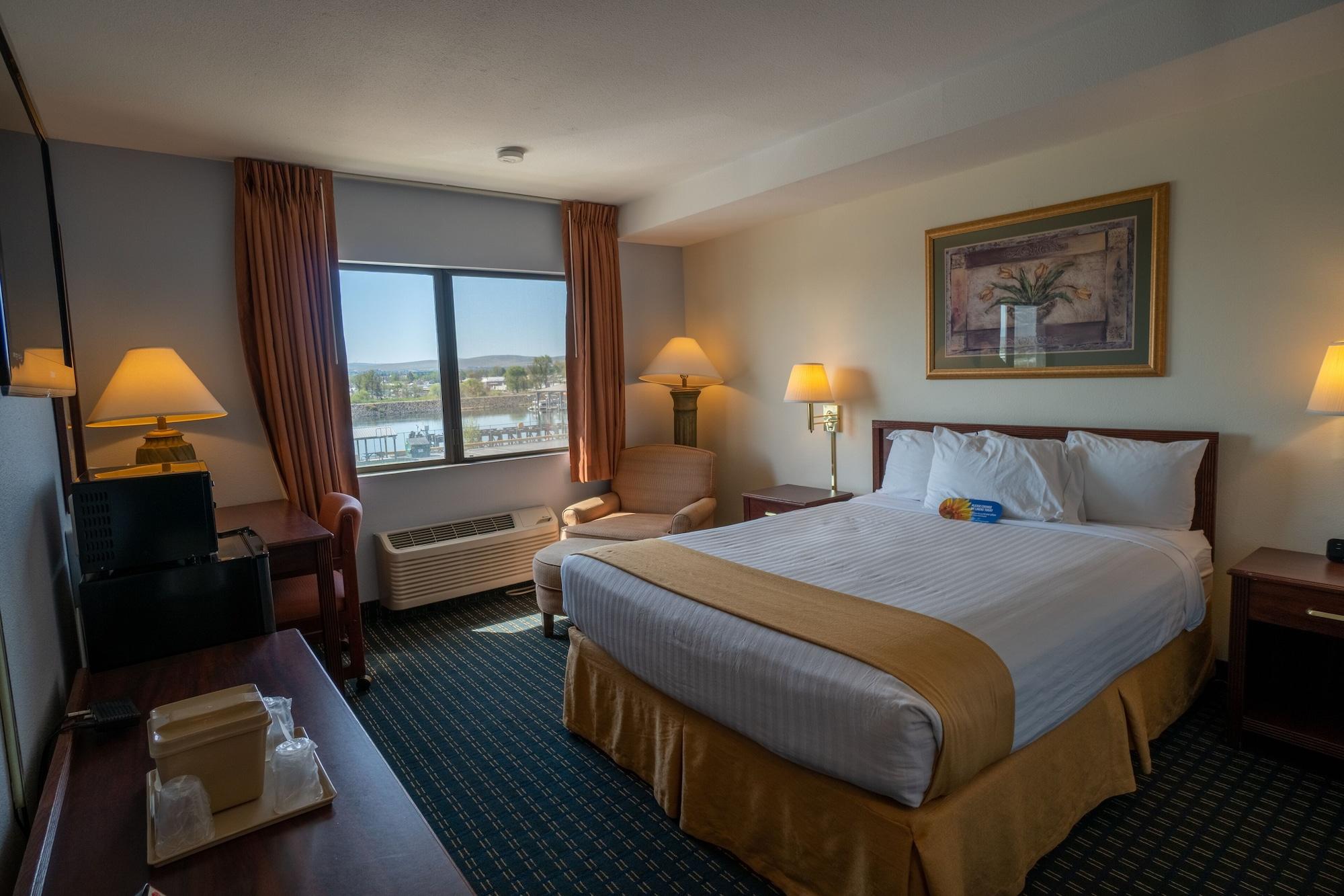 Clover Island Inn Kennewick Ngoại thất bức ảnh